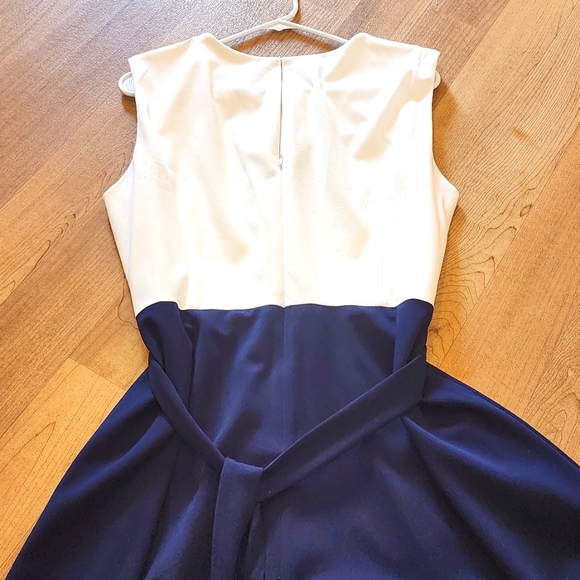 DKNY Casual Dress - Picture 6 of 6